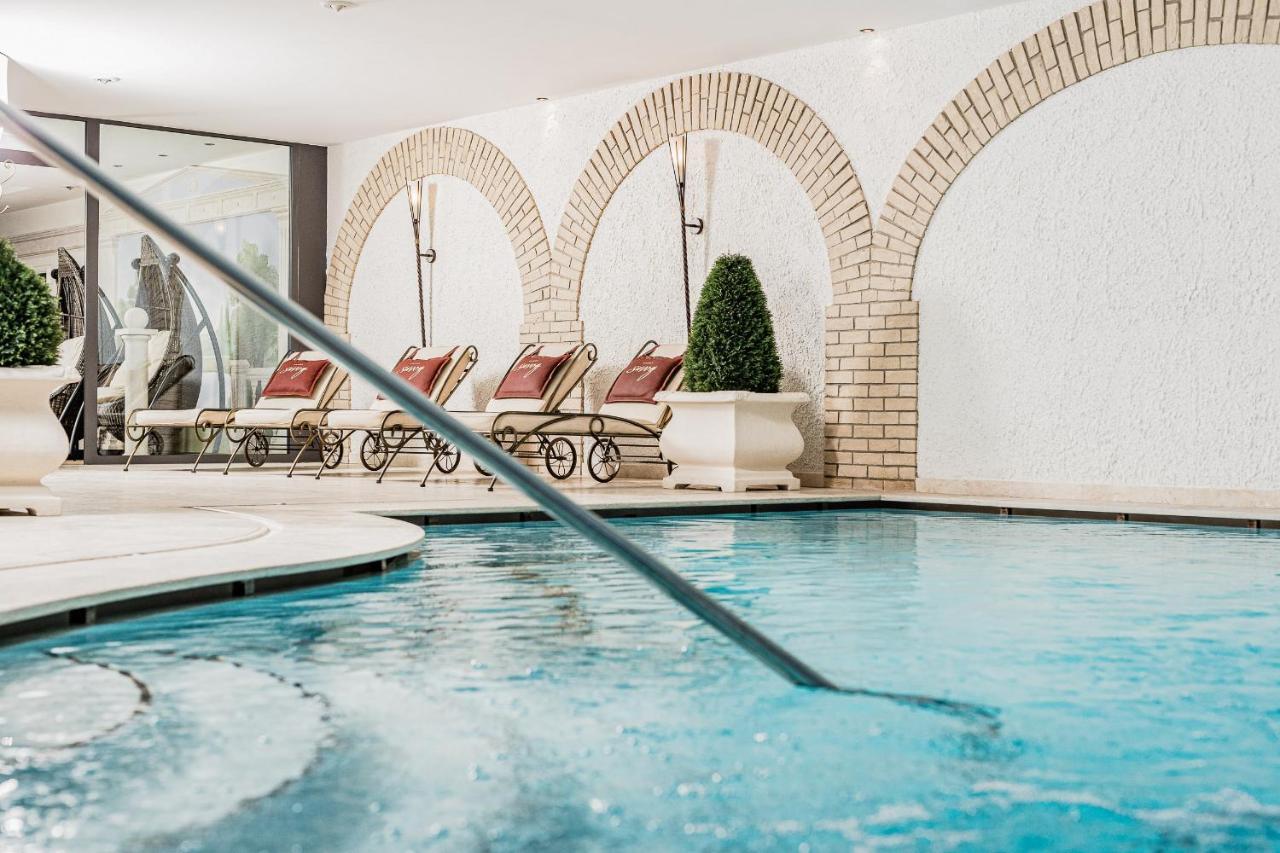 Savoy Dolomites Luxury & Spa Hotel Selva di Val Gardena Dış mekan fotoğraf