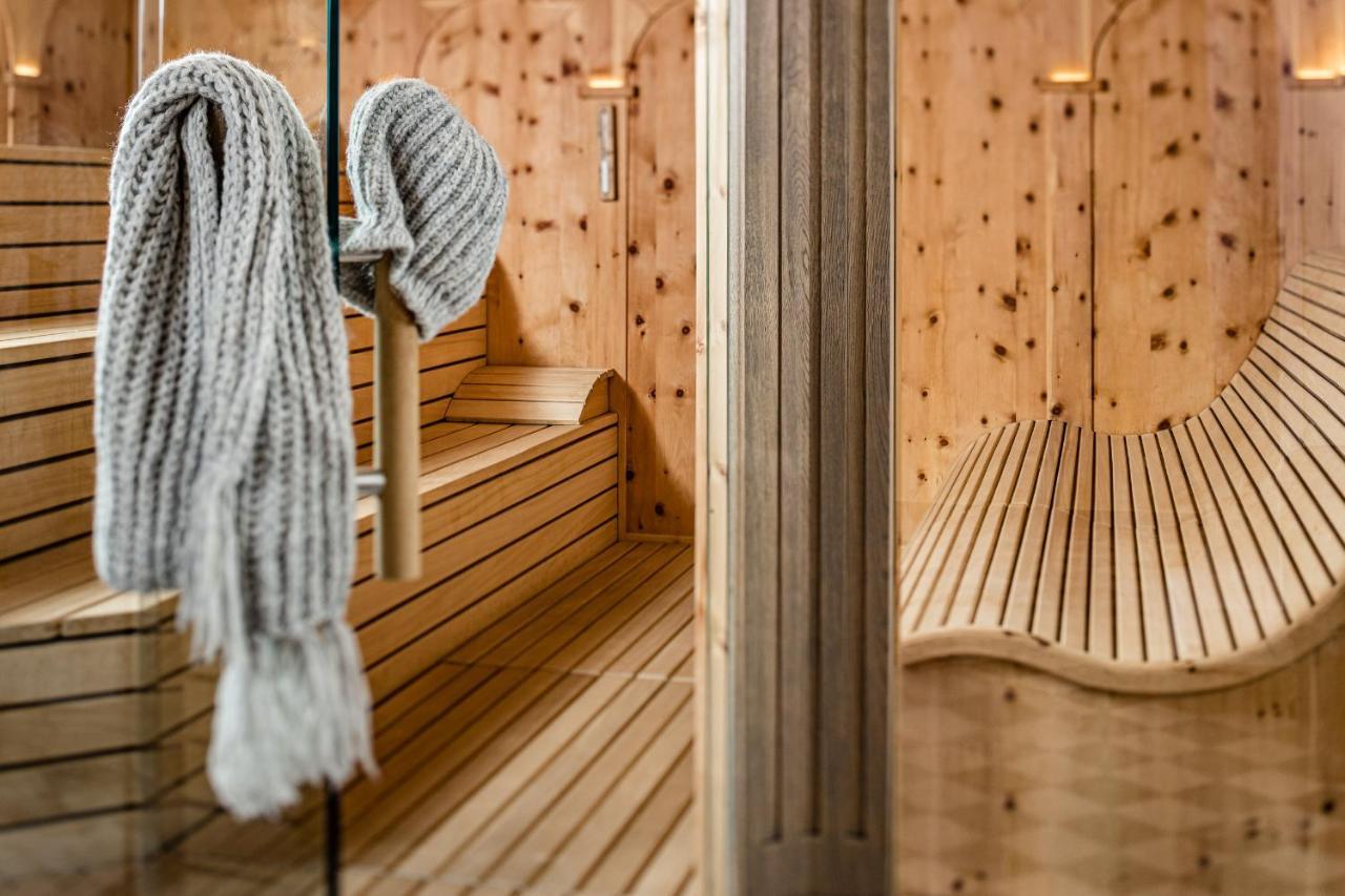 Savoy Dolomites Luxury & Spa Hotel Selva di Val Gardena Dış mekan fotoğraf