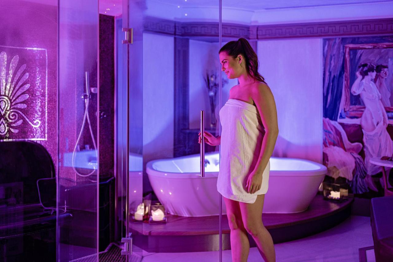 Savoy Dolomites Luxury & Spa Hotel Selva di Val Gardena Dış mekan fotoğraf