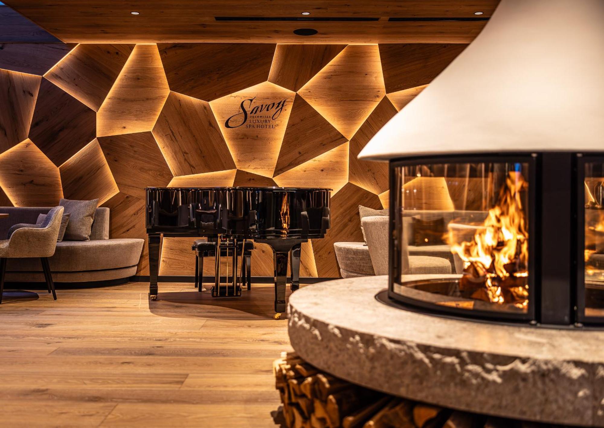 Savoy Dolomites Luxury & Spa Hotel Selva di Val Gardena Dış mekan fotoğraf