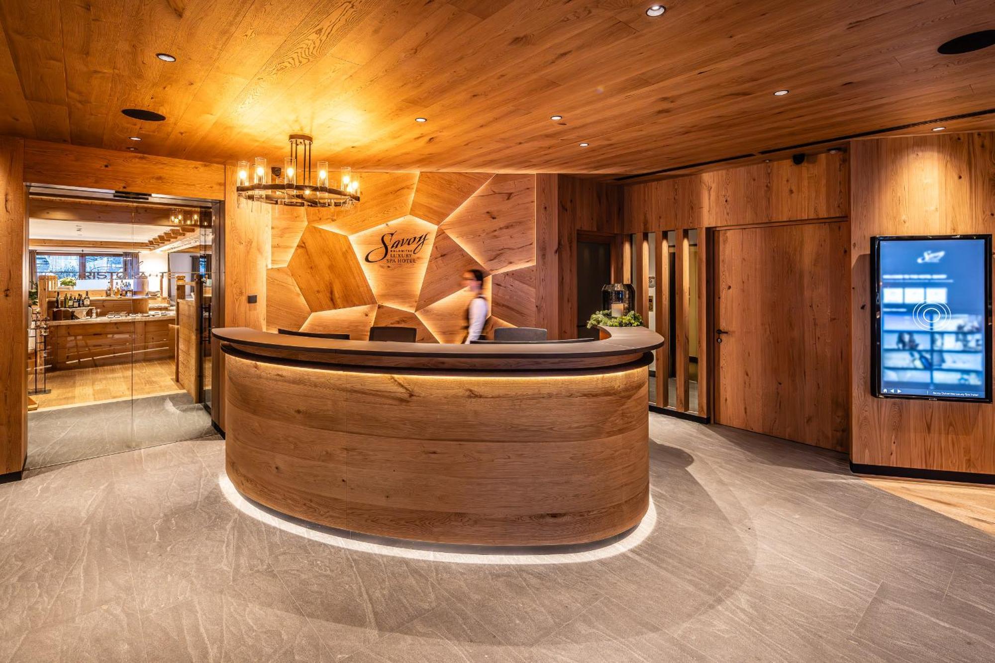 Savoy Dolomites Luxury & Spa Hotel Selva di Val Gardena Dış mekan fotoğraf