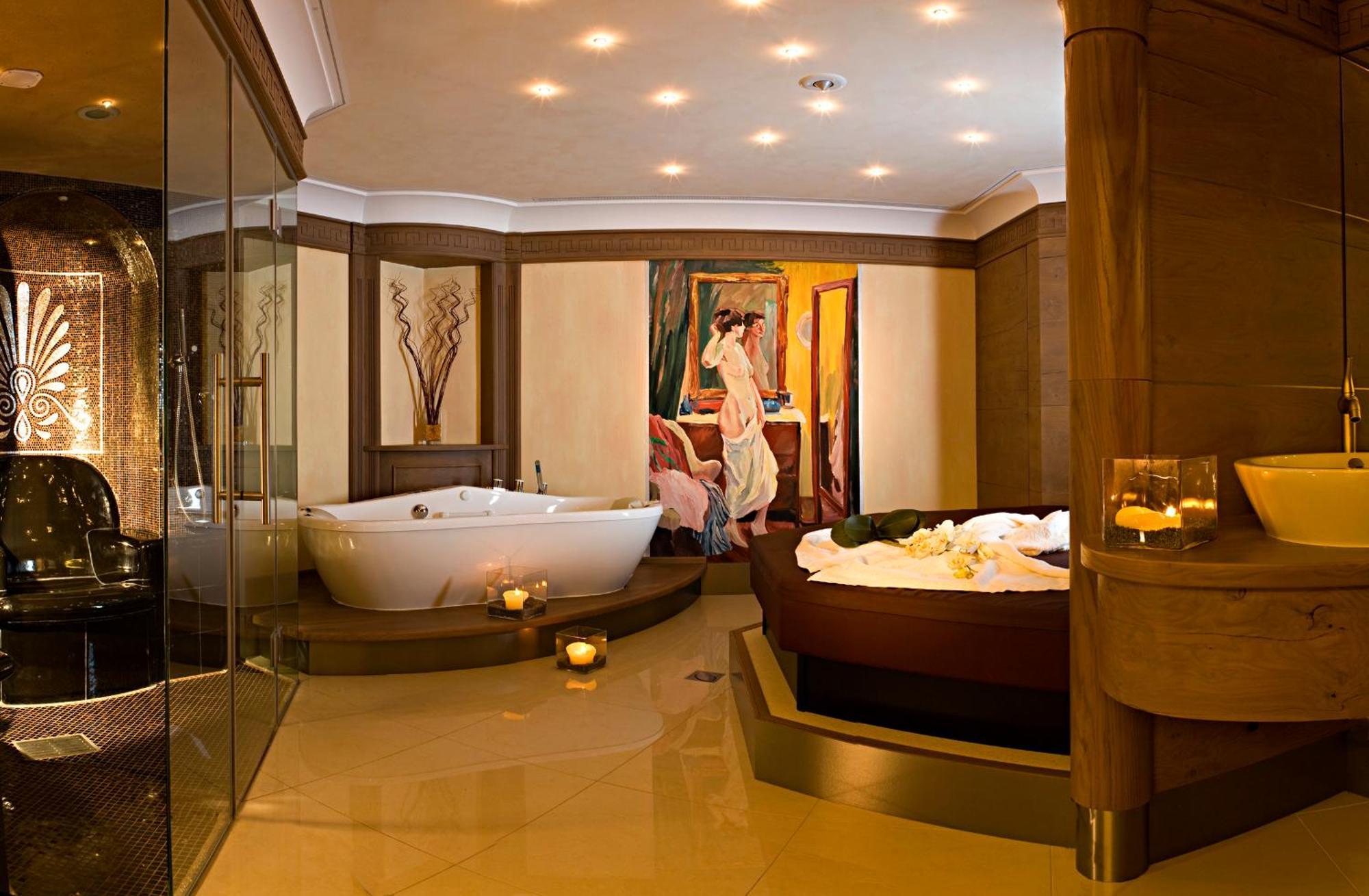 Savoy Dolomites Luxury & Spa Hotel Selva di Val Gardena Dış mekan fotoğraf