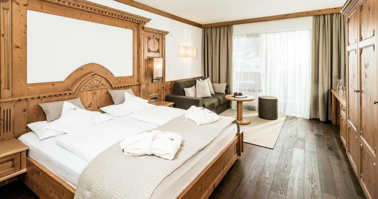 Savoy Dolomites Luxury & Spa Hotel Selva di Val Gardena Dış mekan fotoğraf